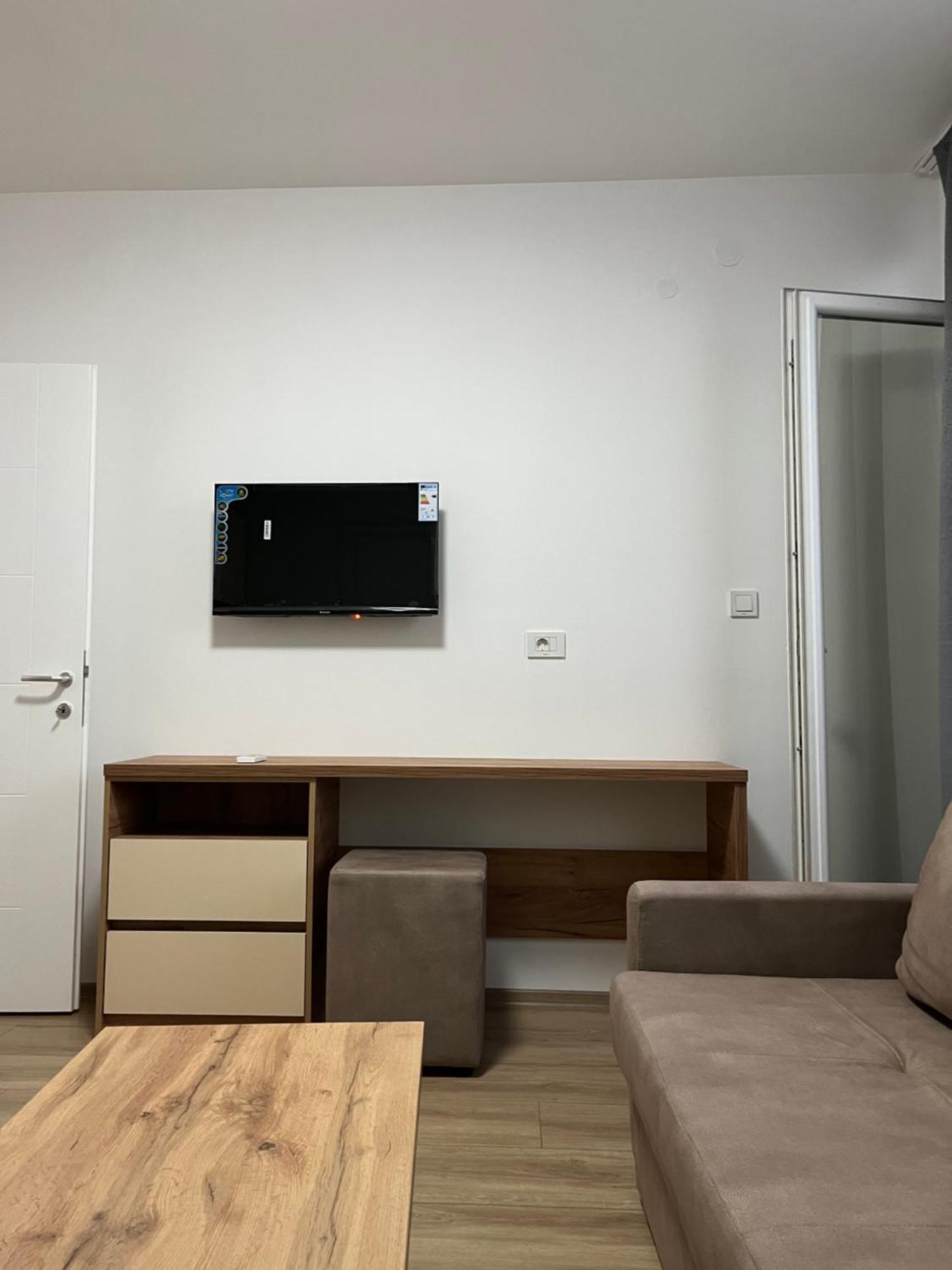 Lotos Apartments ストルガ エクステリア 写真