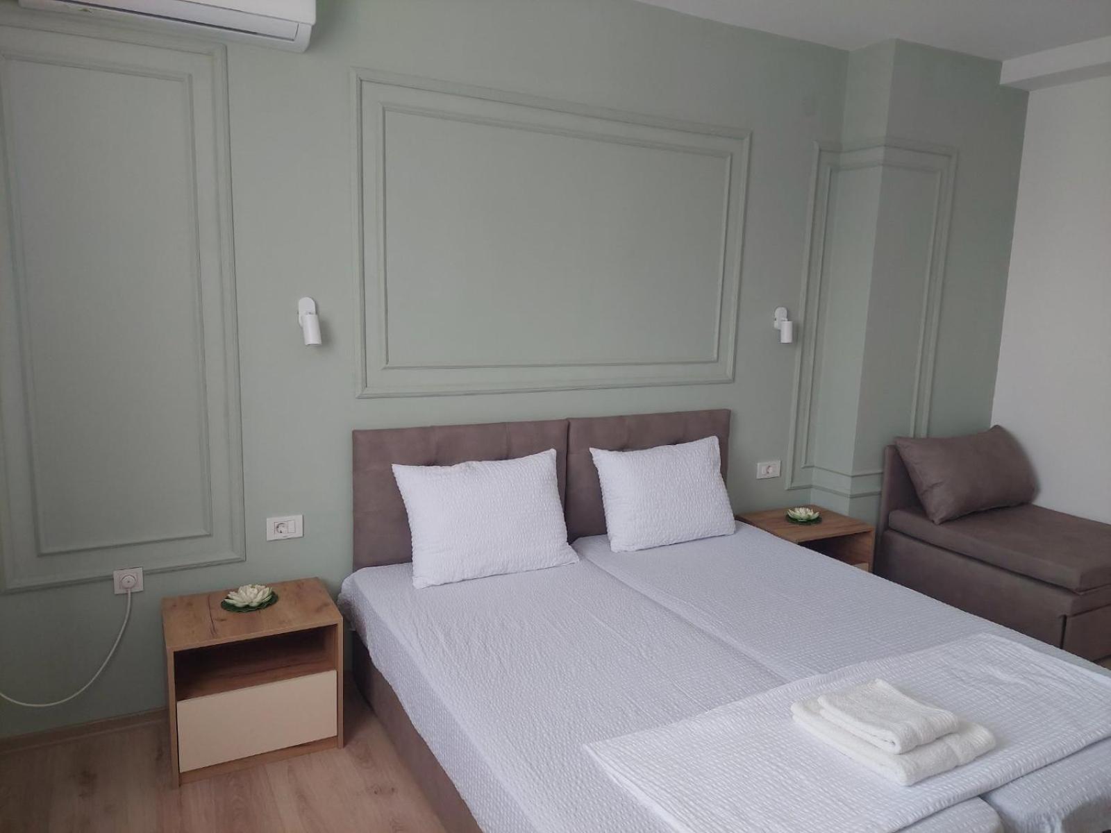 Lotos Apartments ストルガ エクステリア 写真